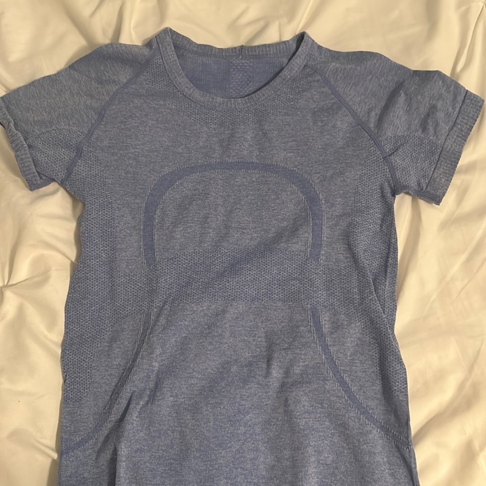 Blue lululemon swiftly tech size 2